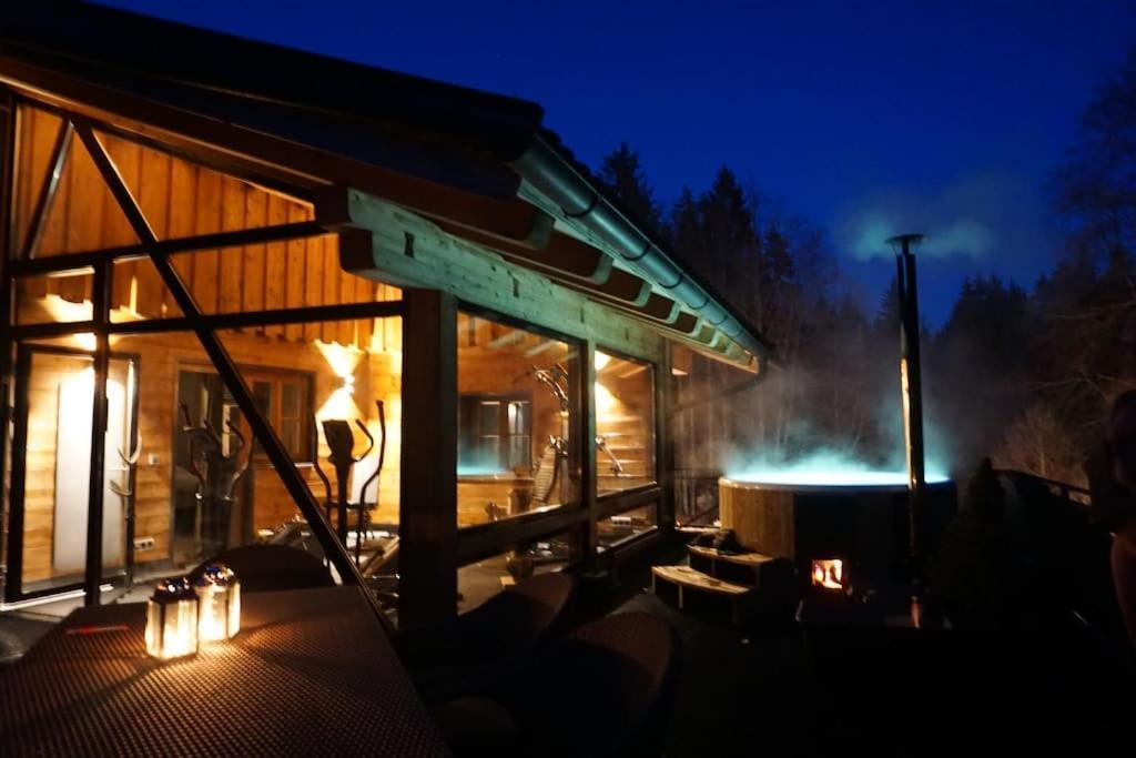 Chalet S - 5 Sterne Luxus Ferienhaus Direkt Am Eibsee Und Zugspitze Грайнау Экстерьер фото